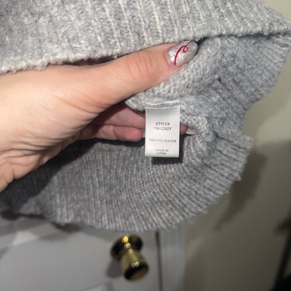 Cropped Cozy Gray Zenana Women's Sweater - Picture 4 of 5